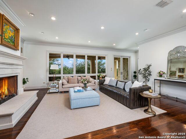 Image 44 of 100 For 52 Oakland Hills