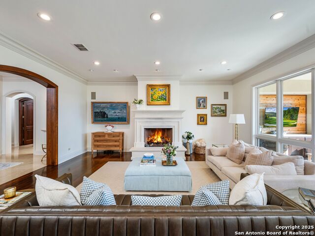 Image 45 of 100 For 52 Oakland Hills