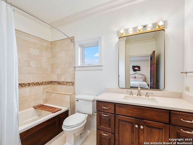 Image 65 of 100 For 52 Oakland Hills