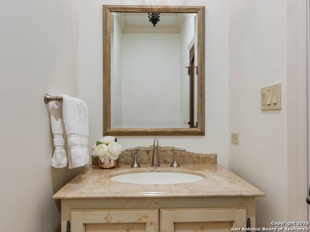 Image 73 of 100 For 52 Oakland Hills