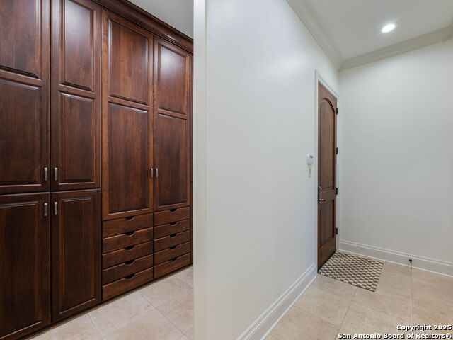 Image 84 of 100 For 52 Oakland Hills