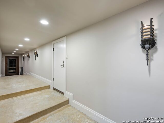 Image 85 of 100 For 52 Oakland Hills