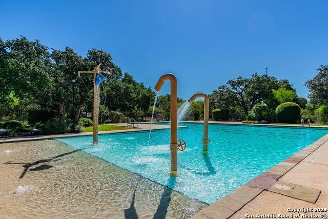 Image 27 of 28 For 21835 Seminole Oaks