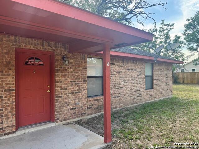 Details for 823 Dallas  B, Pleasanton, TX 78064