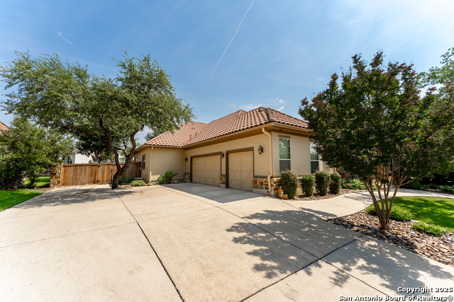Image 7 of 59 For 135 Penns Way