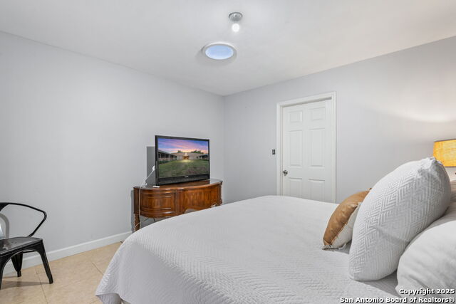 Image 21 of 43 For 25 Zoeller Lane