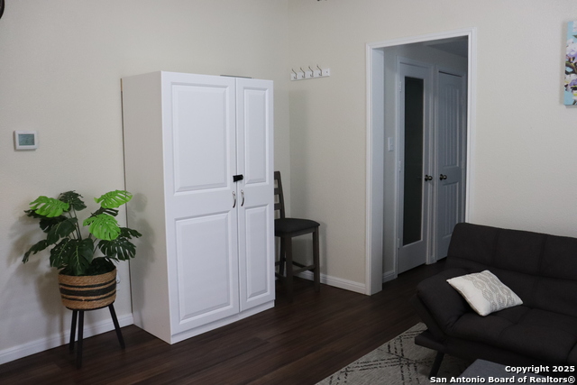 Image 10 of 17 For 1317 French Place W