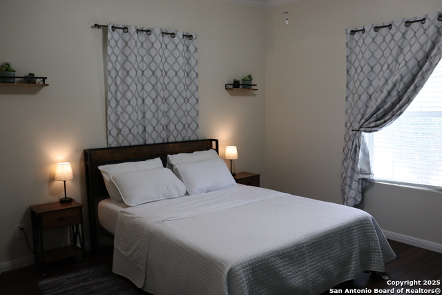 Image 15 of 17 For 1317 French Place W