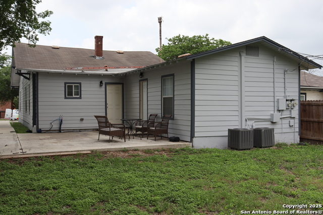 Image 17 of 17 For 1317 French Place W