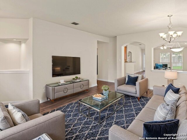 Image 4 of 32 For 26120 Starling Hill