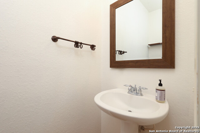 Listing photo id 19 for 798 San Mateo