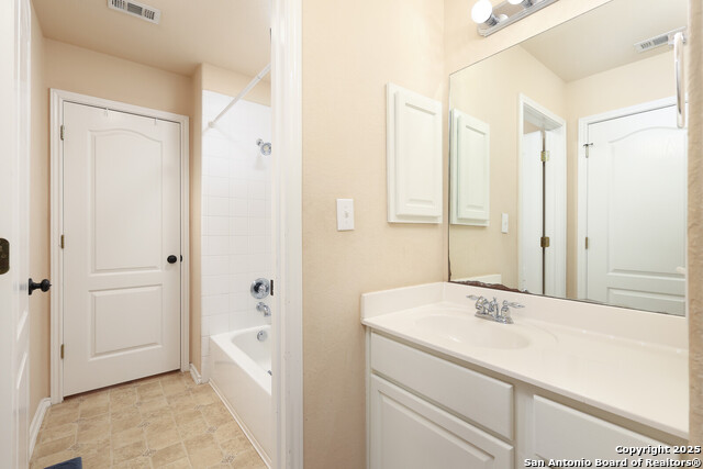 Listing photo id 22 for 798 San Mateo