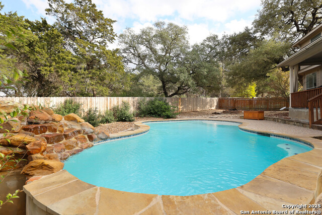 Listing photo id 32 for 798 San Mateo