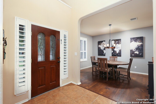 Listing photo id 2 for 798 San Mateo