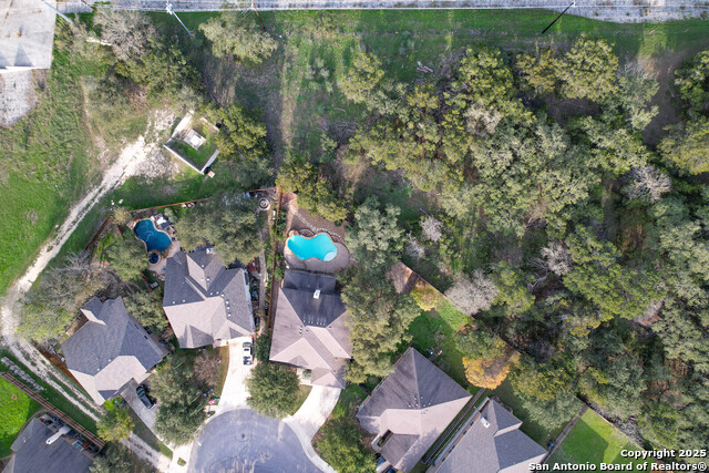 Listing photo id 39 for 798 San Mateo