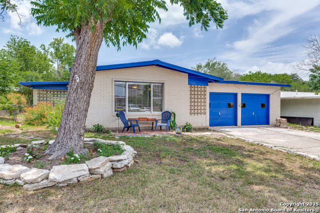 Image 2 of 25 For 1622 Terra Alta Dr. W
