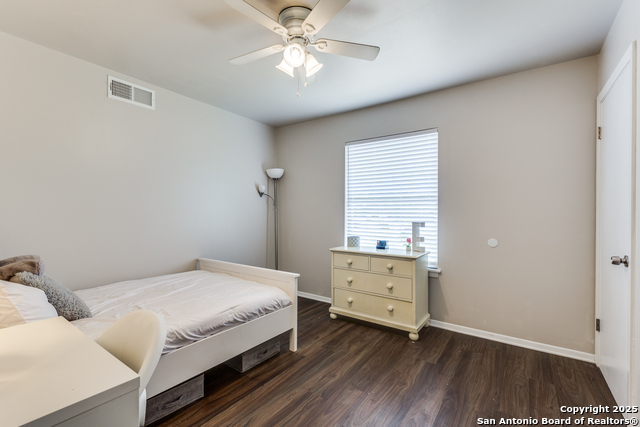 Image 22 of 25 For 1622 Terra Alta Dr. W