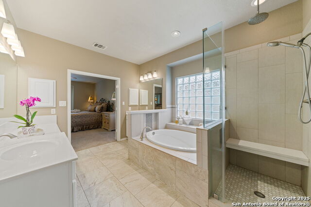 Image 29 of 53 For 26019 Meadowlark Bay