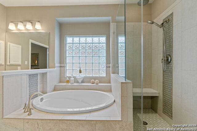 Image 30 of 53 For 26019 Meadowlark Bay