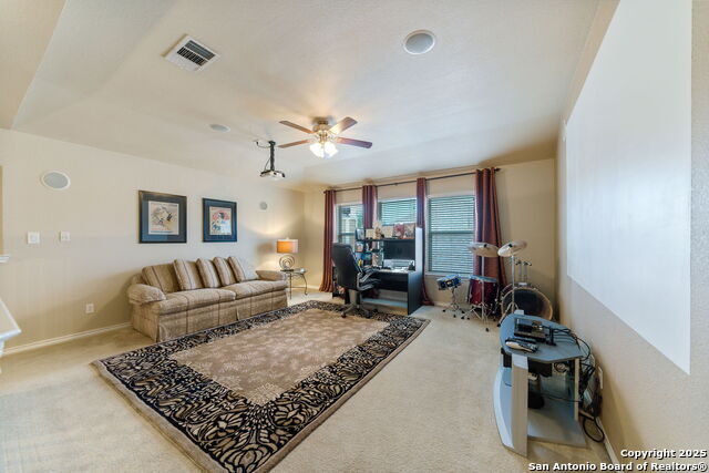 Image 35 of 53 For 26019 Meadowlark Bay