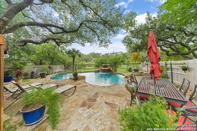 Image 39 of 53 For 26019 Meadowlark Bay