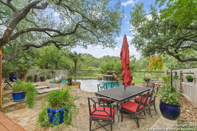 Image 40 of 53 For 26019 Meadowlark Bay