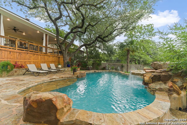 Image 45 of 53 For 26019 Meadowlark Bay