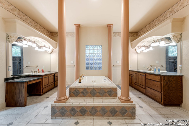 Listing photo id 14 for 132 Long Bow Rd