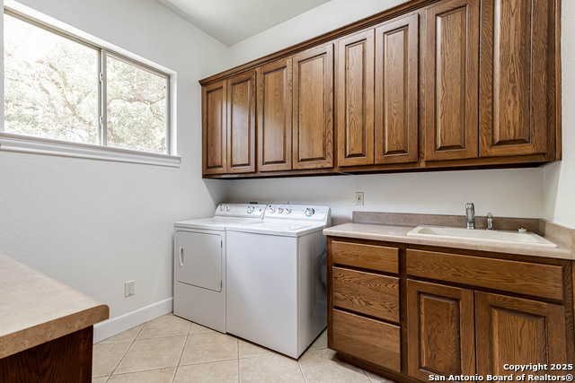 Listing photo id 19 for 132 Long Bow Rd