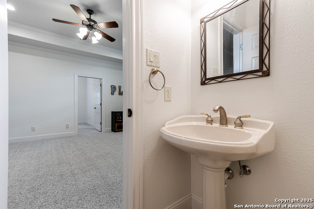 Listing photo id 25 for 132 Long Bow Rd