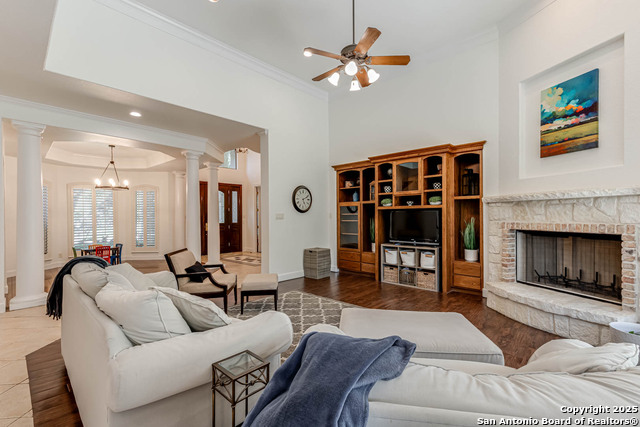 Listing photo id 6 for 132 Long Bow Rd