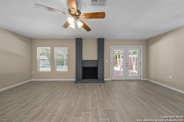 Image 14 of 32 For 9843 Flatland Trl