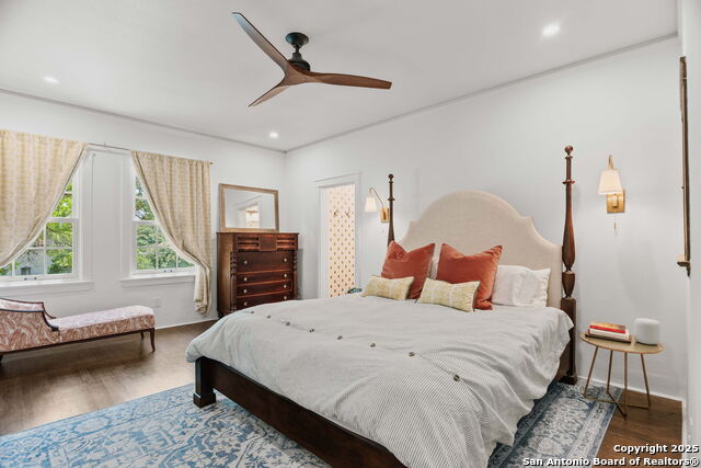 Image 25 of 51 For 241 Elsmere W