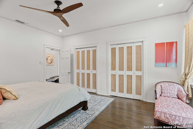 Image 26 of 51 For 241 Elsmere W