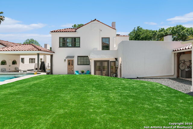Image 39 of 51 For 241 Elsmere W