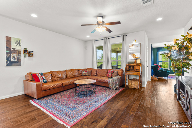 Image 11 of 32 For 11223 Pomona Park