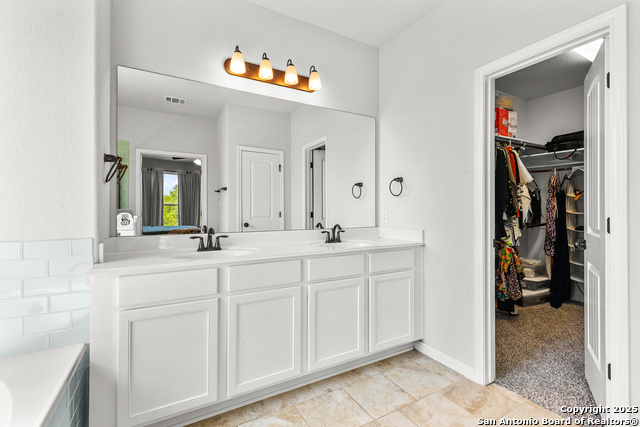 Image 18 of 32 For 11223 Pomona Park