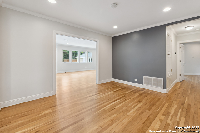 Image 10 of 49 For 129 Elmview  