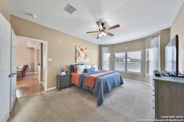 Listing photo id 24 for 10115 Bonavantura