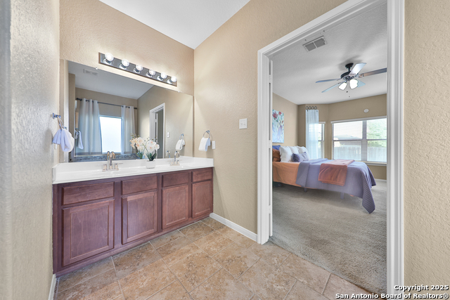 Listing photo id 29 for 10115 Bonavantura