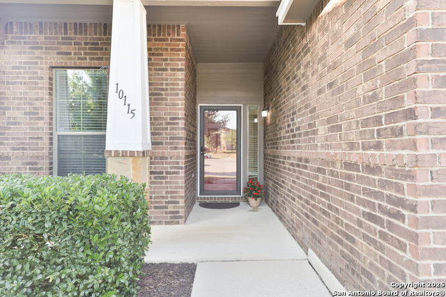 Listing photo id 7 for 10115 Bonavantura