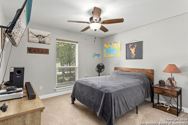 Listing photo id 19 for 184 Great Oaks