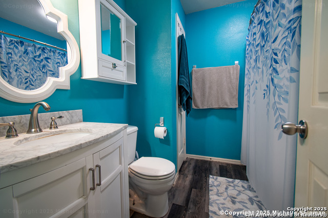 Listing photo id 18 for 1319 Belmont