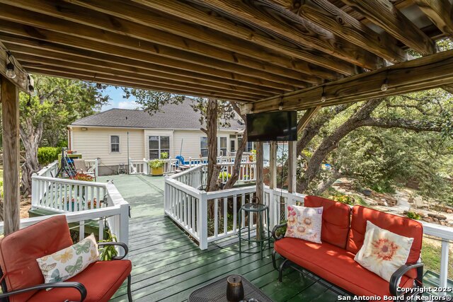 Image 24 of 40 For 573 Mountain Oaks Dr