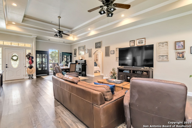 Image 8 of 40 For 573 Mountain Oaks Dr