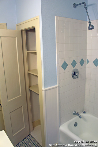 Image 10 of 26 For 903 Euclid Ave E 903