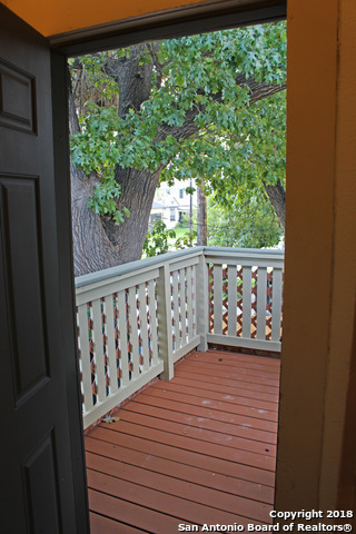 Image 17 of 26 For 903 Euclid Ave E 903