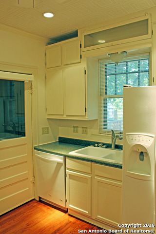 Image 2 of 26 For 903 Euclid Ave E 903