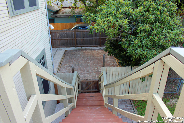 Image 20 of 26 For 903 Euclid Ave E 903