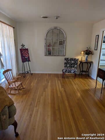 Image 5 of 10 For 9106 Duchess St